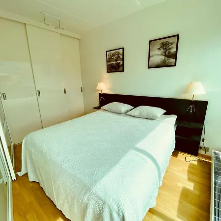 City Heart Apartment With A Sunny Rooftop Terrace 塔林 外观 照片