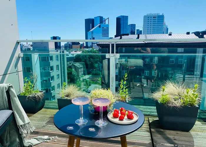 City Heart Apartment With A Sunny Rooftop Terrace
