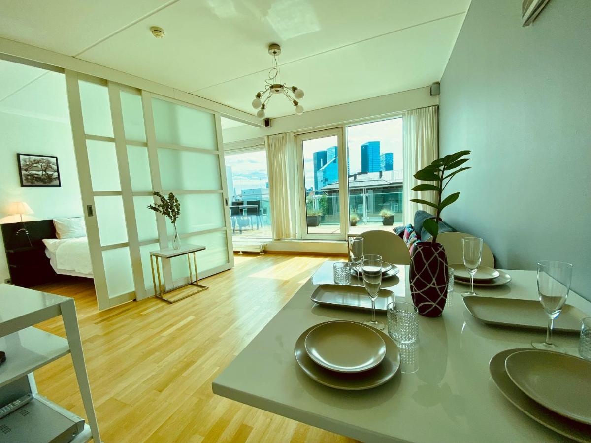 Heart With A Sunny Rooftop Terrace 公寓 *