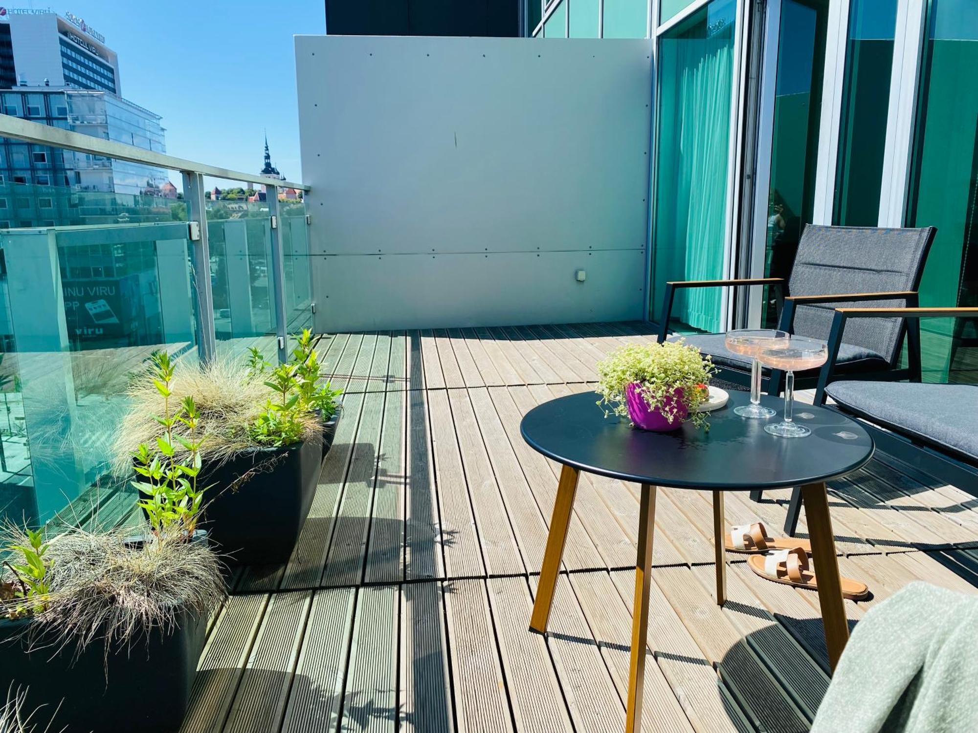 Heart With A Sunny Rooftop Terrace 公寓 *